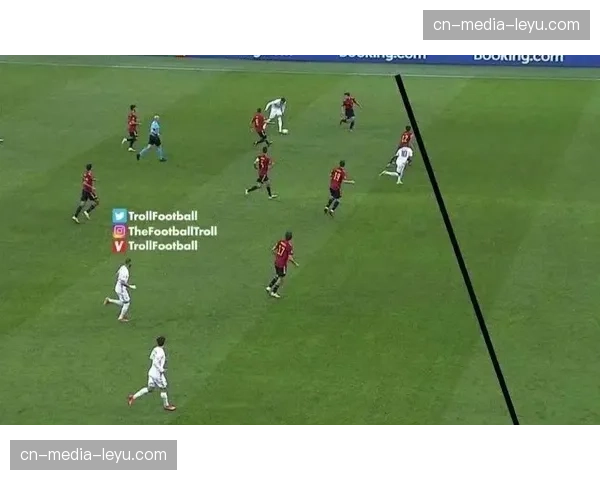 裁判尺度与var争议 保级关键战判罚可能影响最终结局